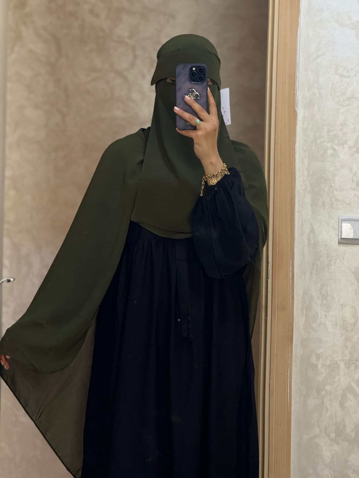 TARHA simple نقاب طرحة سامبل يتكون من قطعتين نقاب بدون اسم وشال طول 2،27 العرض 1،05 